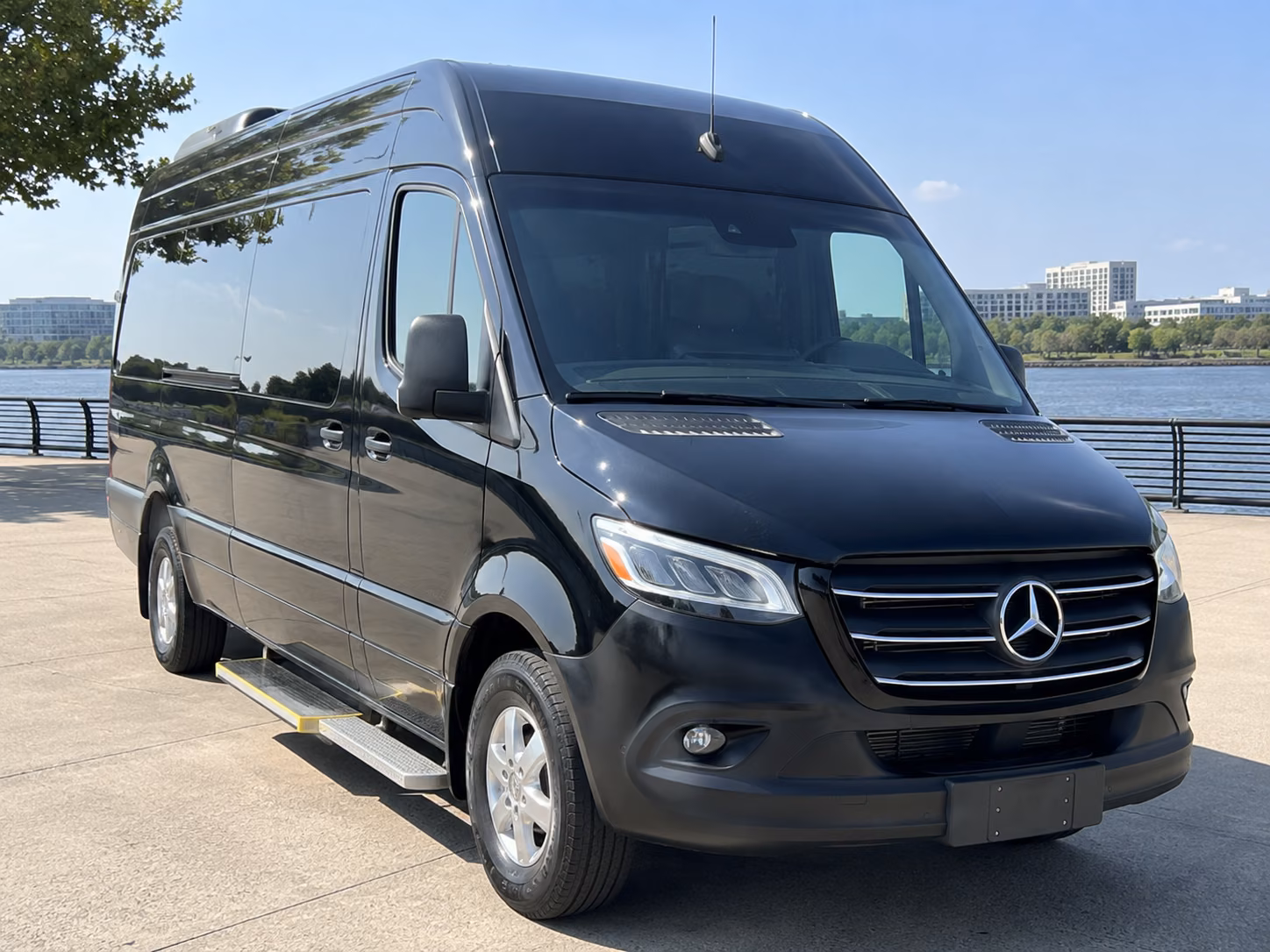 hemet book shuttle service for your hemet employees