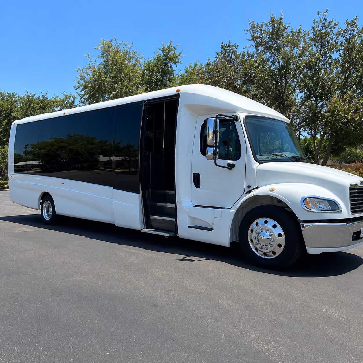 how the distance and duration of your trip affect charter bus rates in indio