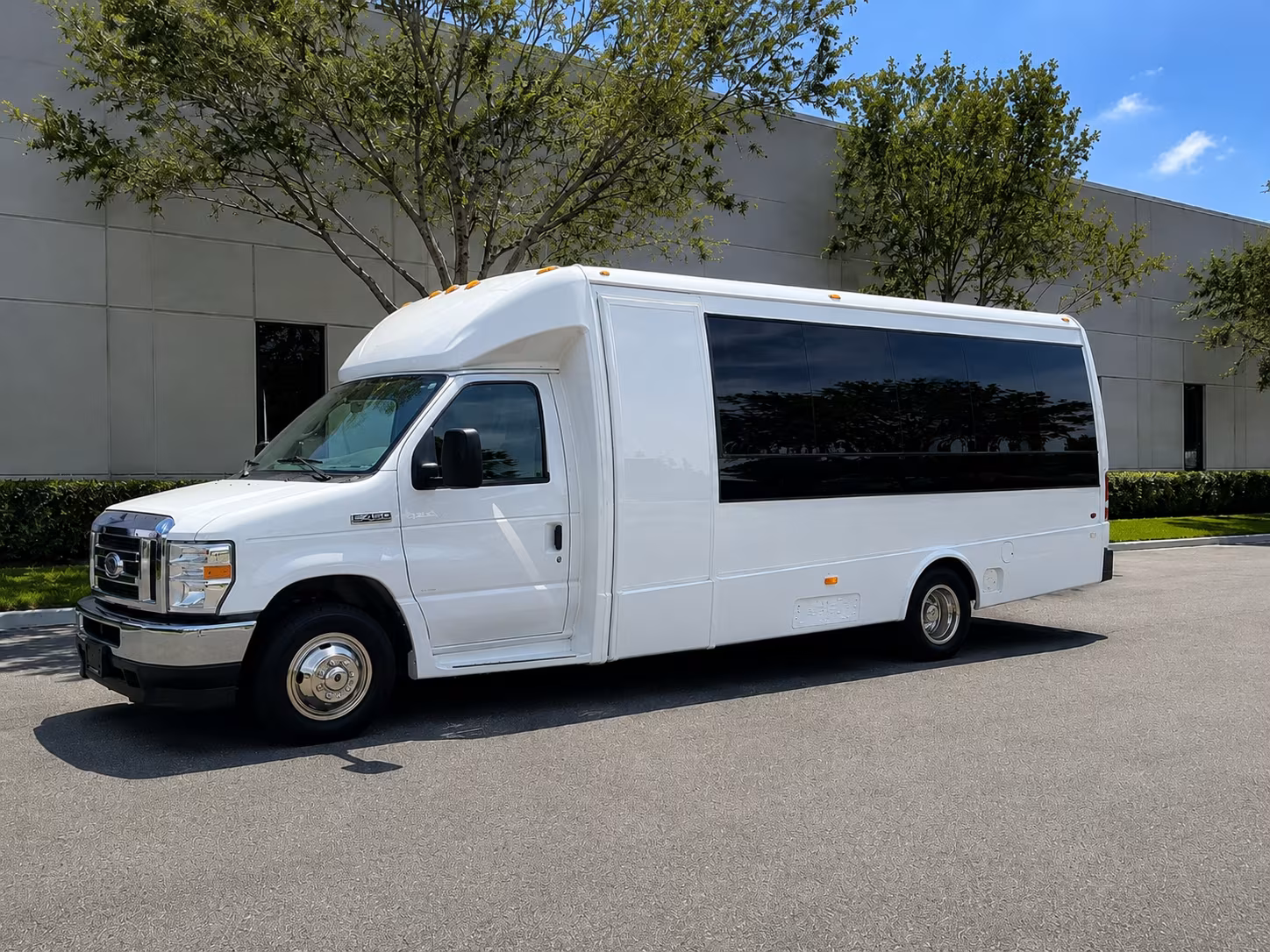 san bernardino stress free transportation for your san bernardino team or fan group
